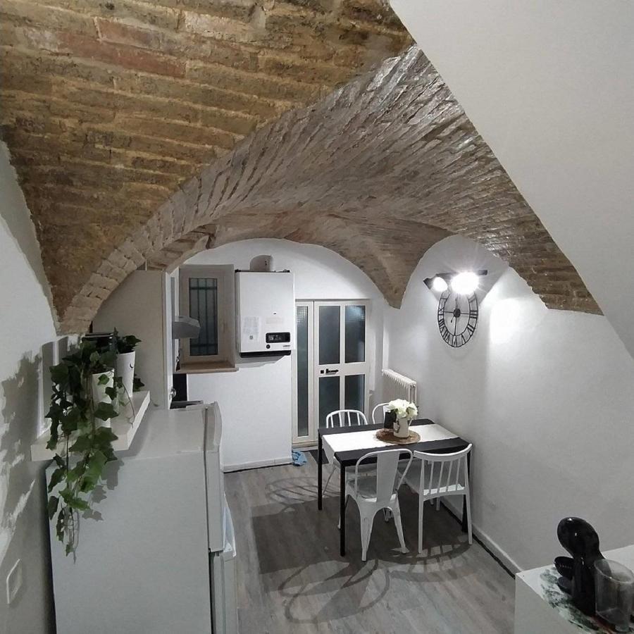 Casa In Centro Storico Vista Gran Sasso Lägenhet Atri Exteriör bild