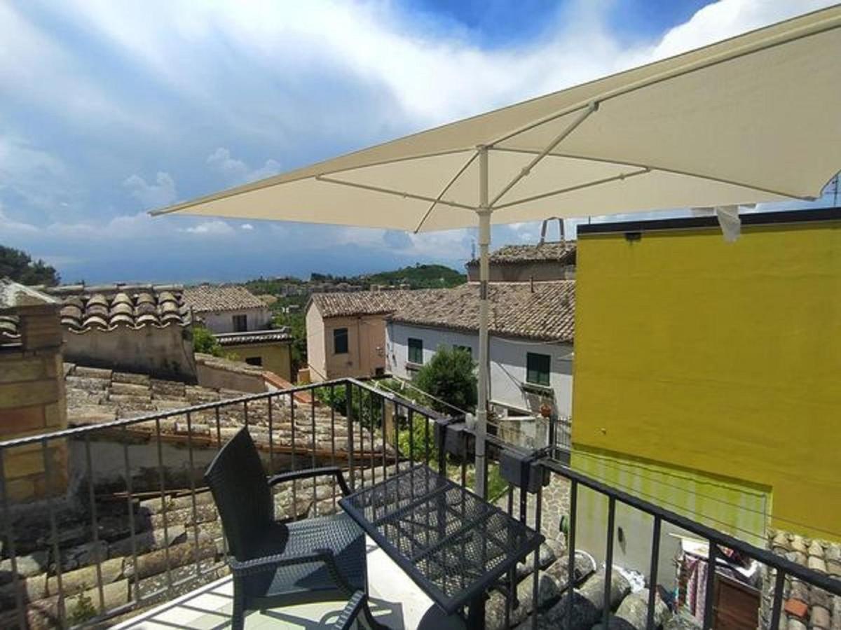 Casa In Centro Storico Vista Gran Sasso Lägenhet Atri Exteriör bild